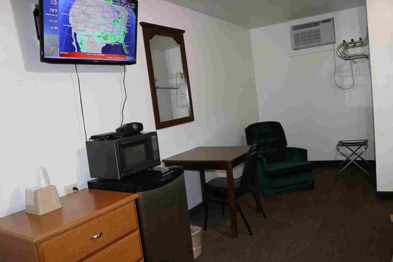 Western Motel Alva Bagian luar foto