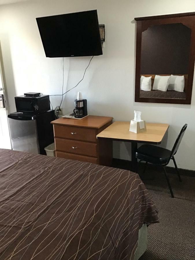 Western Motel Alva Bagian luar foto